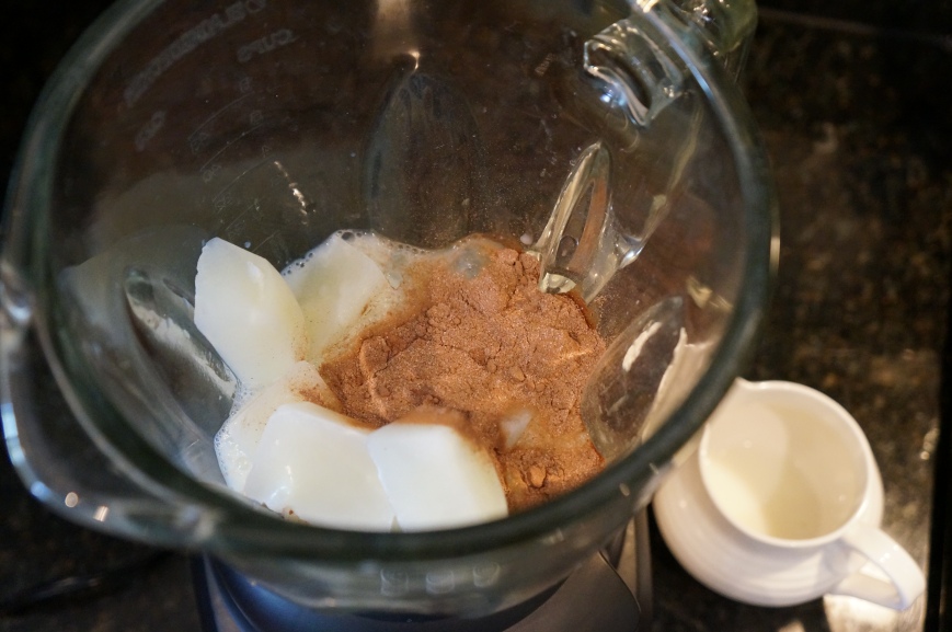 ingredients-for-frozen-hot-chocoate-light